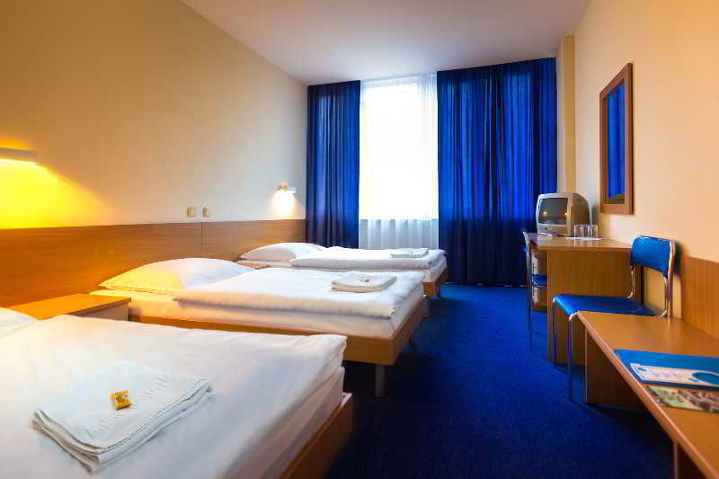 Dom Turystyczny Indigo Hostel Krasków Exterior foto